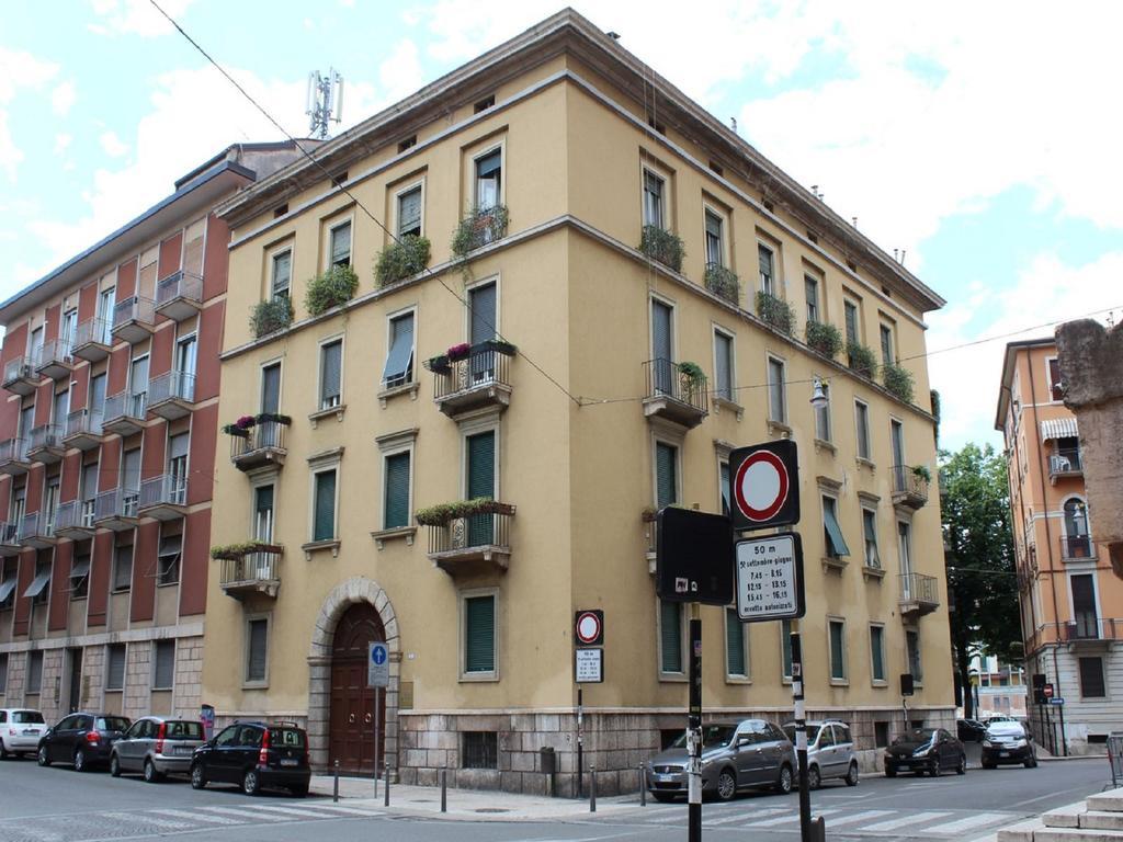 B&B Cangrande Di Danese-Viviani Verona Luaran gambar