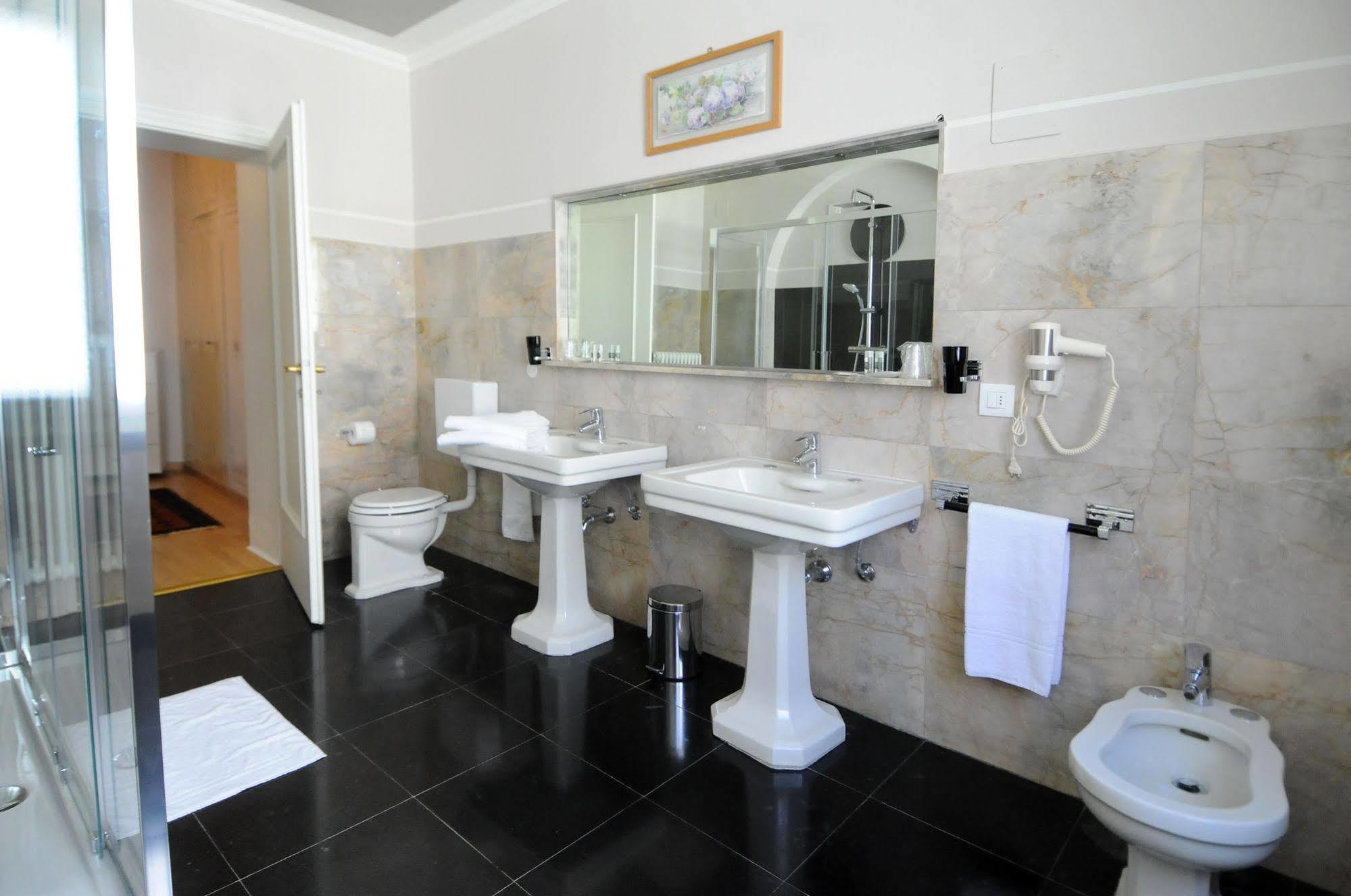 B&B Cangrande Di Danese-Viviani Verona Luaran gambar