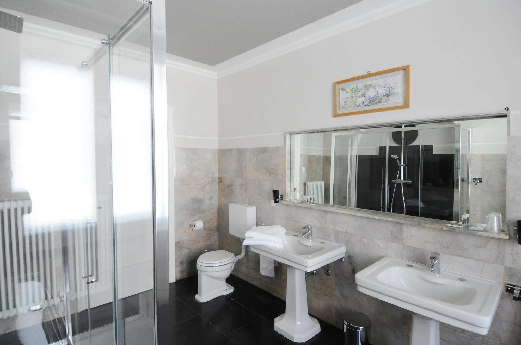 B&B Cangrande Di Danese-Viviani Verona Luaran gambar