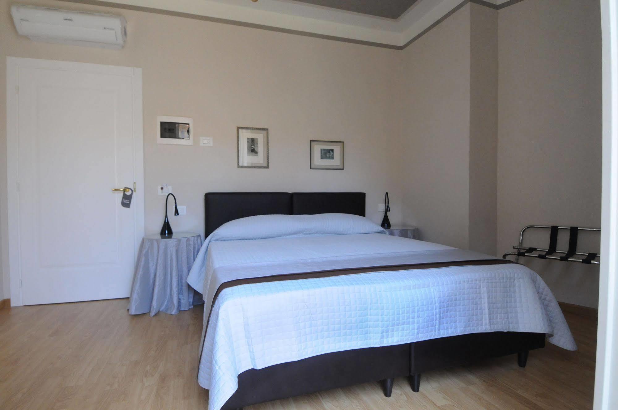 B&B Cangrande Di Danese-Viviani Verona Luaran gambar
