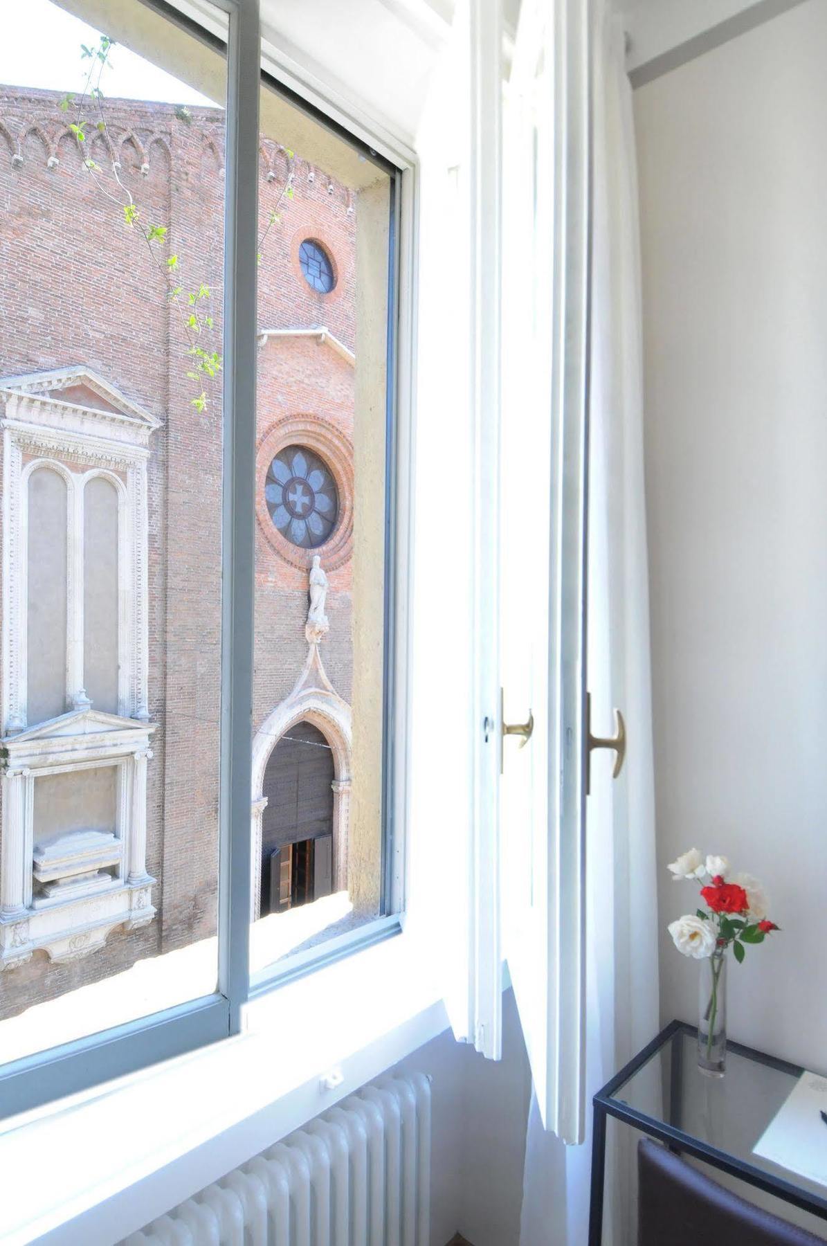 B&B Cangrande Di Danese-Viviani Verona Luaran gambar