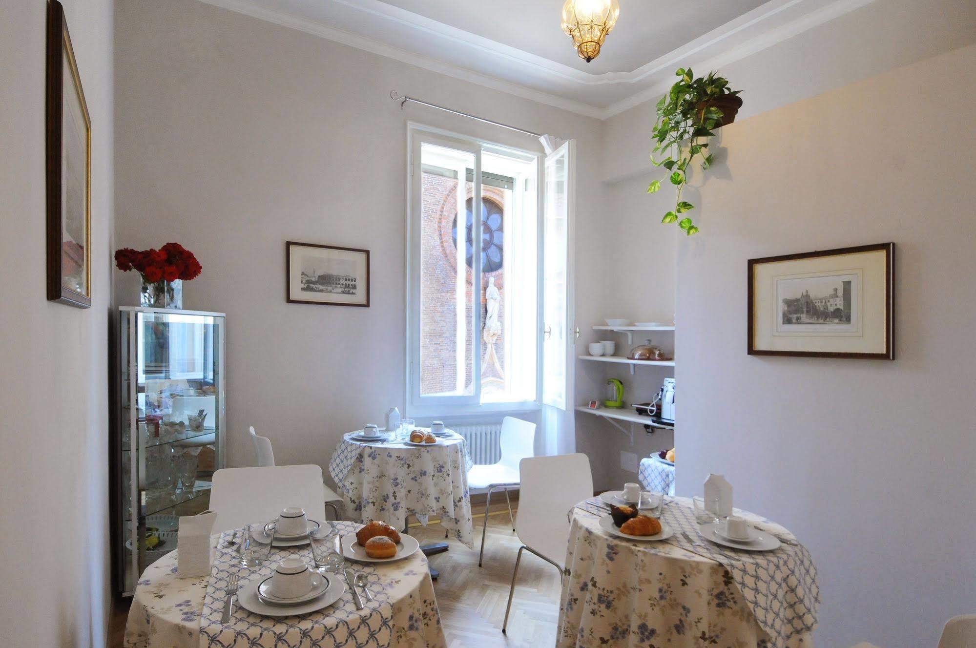 B&B Cangrande Di Danese-Viviani Verona Luaran gambar