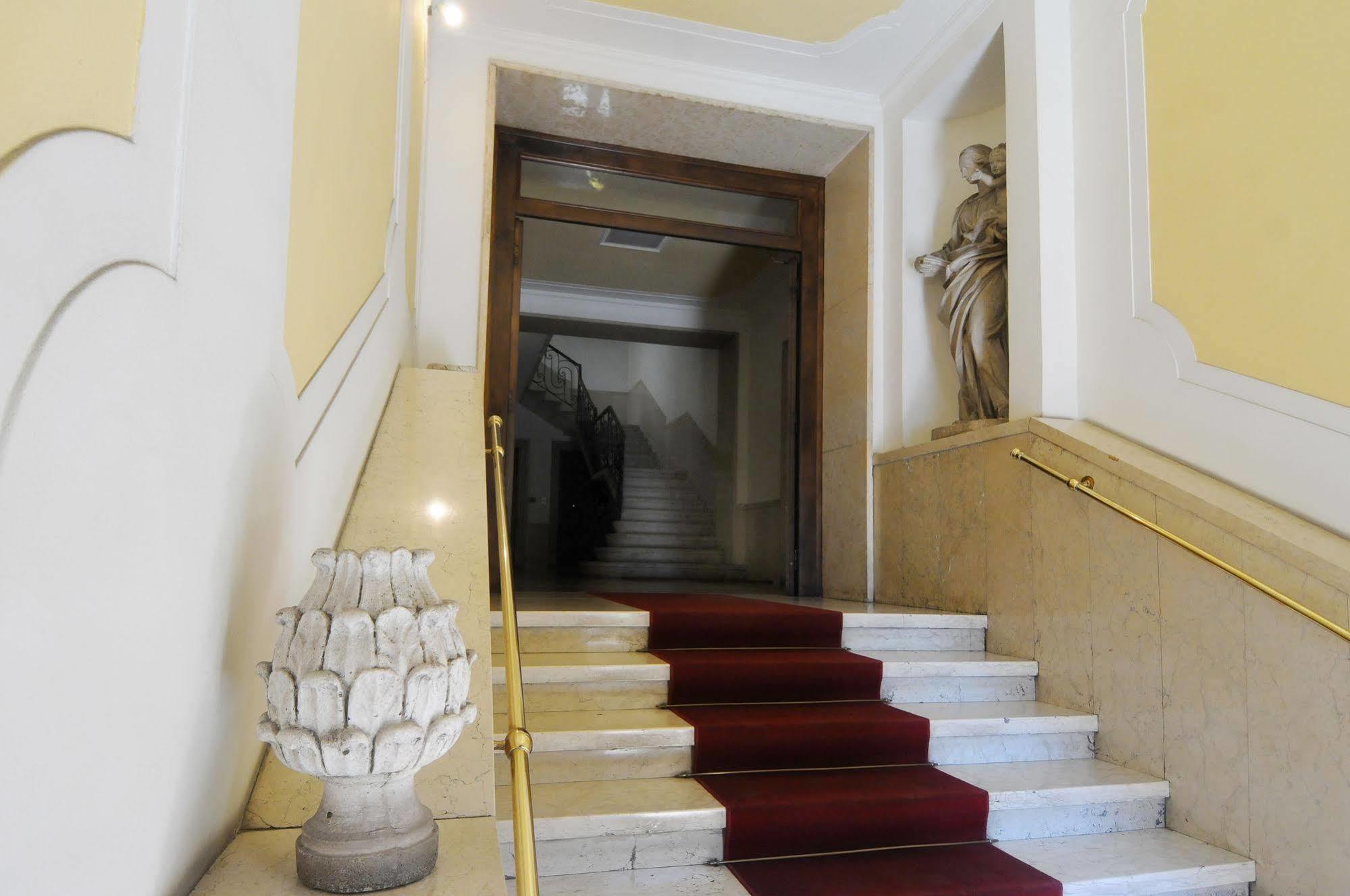 B&B Cangrande Di Danese-Viviani Verona Luaran gambar